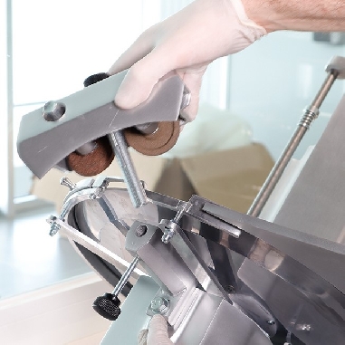 cortadora-fiambres-350-cgp350-lima